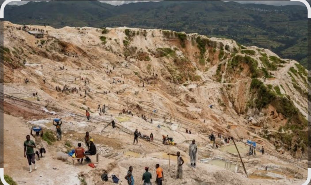 Éboulement à Rubaya : le Gouvernement dénonce les conditions d'exploitation précaires imposées aux populations civiles en zone occupée