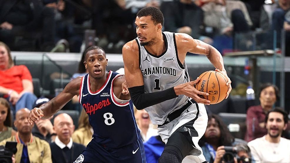 L’Empire Contre-Attaque : Wembanyama Propulse San Antonio au Sommet !